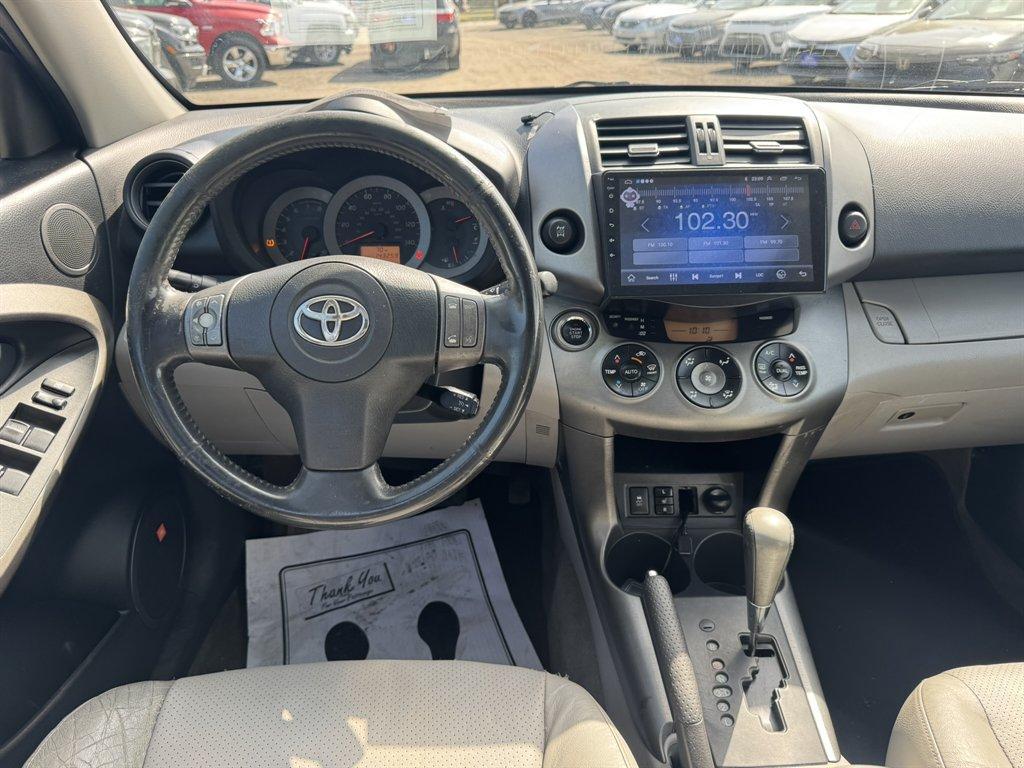 2010 Black /Grey Toyota RAV4 (JTMDF4DV6AD) with an 2.5l I-4 SFI Dohc VVT-I 2 engine, Automatic transmission, located at 745 East Steele Rd., West Columbia, SC, 29170, (803) 755-9148, 33.927212, -81.148483 - Photo#10
