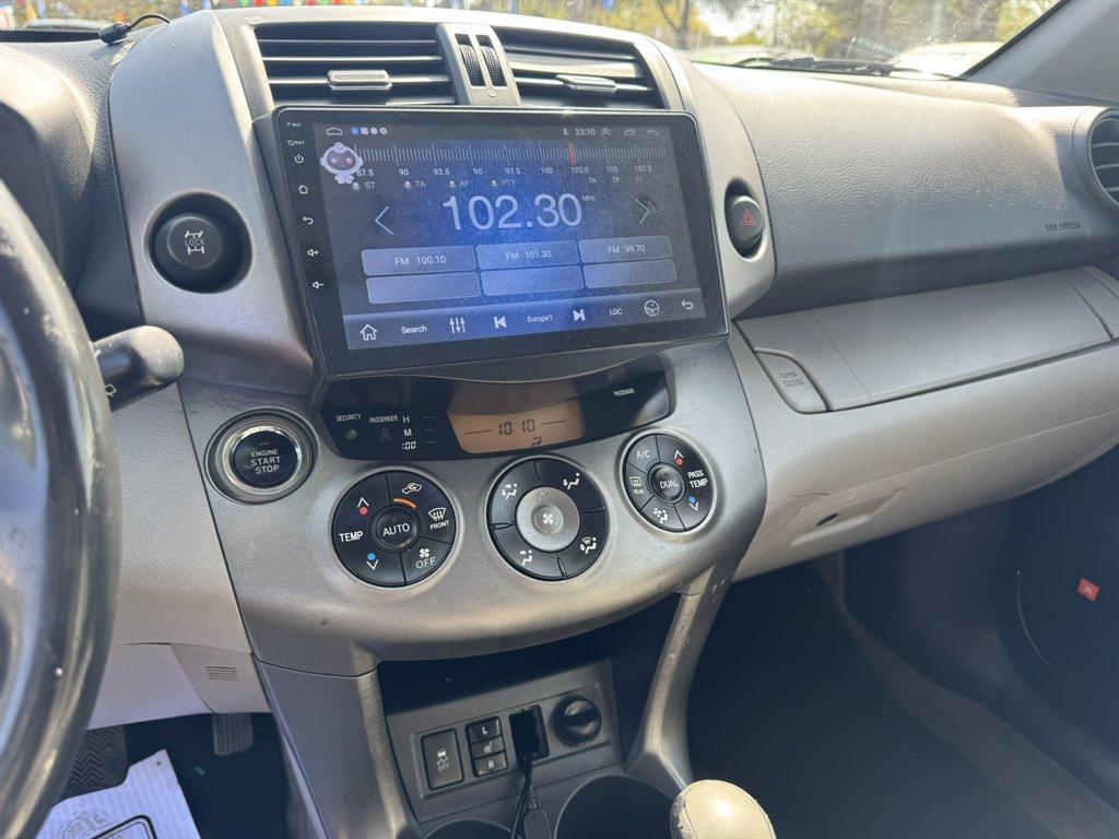 2010 Black /Grey Toyota RAV4 (JTMDF4DV6AD) with an 2.5l I-4 SFI Dohc VVT-I 2 engine, Automatic transmission, located at 745 East Steele Rd., West Columbia, SC, 29170, (803) 755-9148, 33.927212, -81.148483 - Photo#12