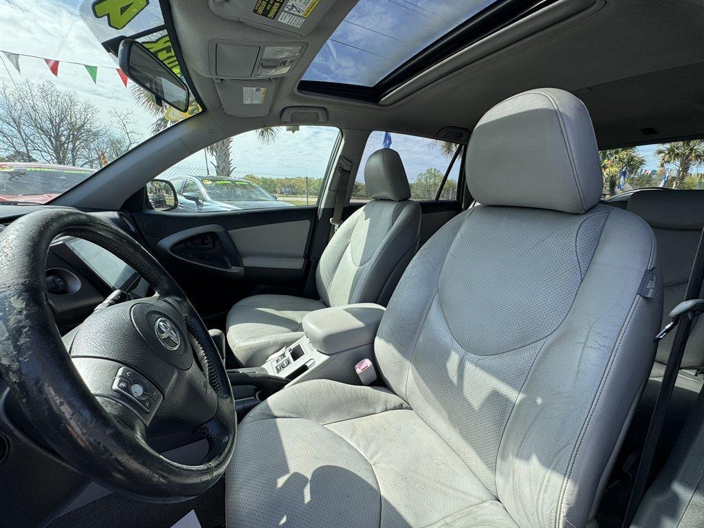 2010 Black /Grey Toyota RAV4 (JTMDF4DV6AD) with an 2.5l I-4 SFI Dohc VVT-I 2 engine, Automatic transmission, located at 745 East Steele Rd., West Columbia, SC, 29170, (803) 755-9148, 33.927212, -81.148483 - Photo#17