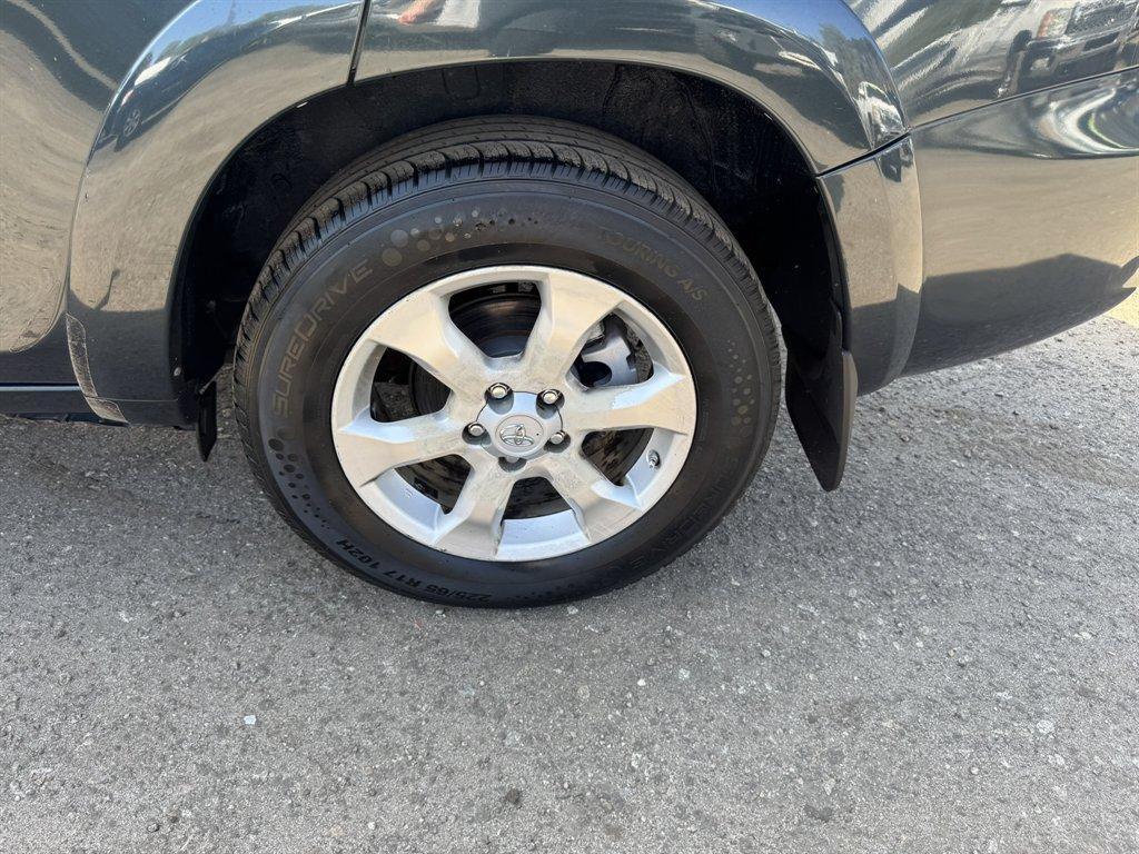 2010 Black /Grey Toyota RAV4 (JTMDF4DV6AD) with an 2.5l I-4 SFI Dohc VVT-I 2 engine, Automatic transmission, located at 745 East Steele Rd., West Columbia, SC, 29170, (803) 755-9148, 33.927212, -81.148483 - Photo#30