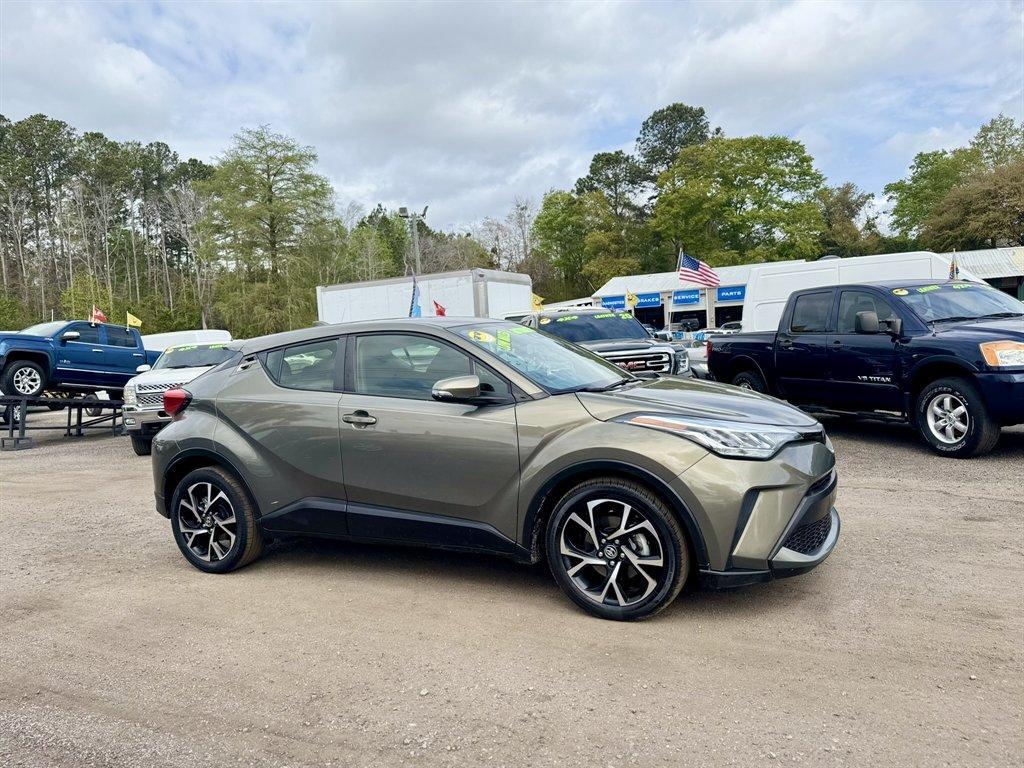 2021 Bronze /Black Toyota C-HR (JTNKHMBX6M1) with an 2.0l I-4 EFI Dohc 2.0l engine, Automatic transmission, located at 745 East Steele Rd., West Columbia, SC, 29170, (803) 755-9148, 33.927212, -81.148483 - Photo#2