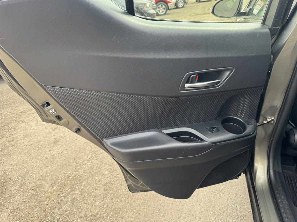 2021 Bronze /Black Toyota C-HR (JTNKHMBX6M1) with an 2.0l I-4 EFI Dohc 2.0l engine, Automatic transmission, located at 745 East Steele Rd., West Columbia, SC, 29170, (803) 755-9148, 33.927212, -81.148483 - Photo#19