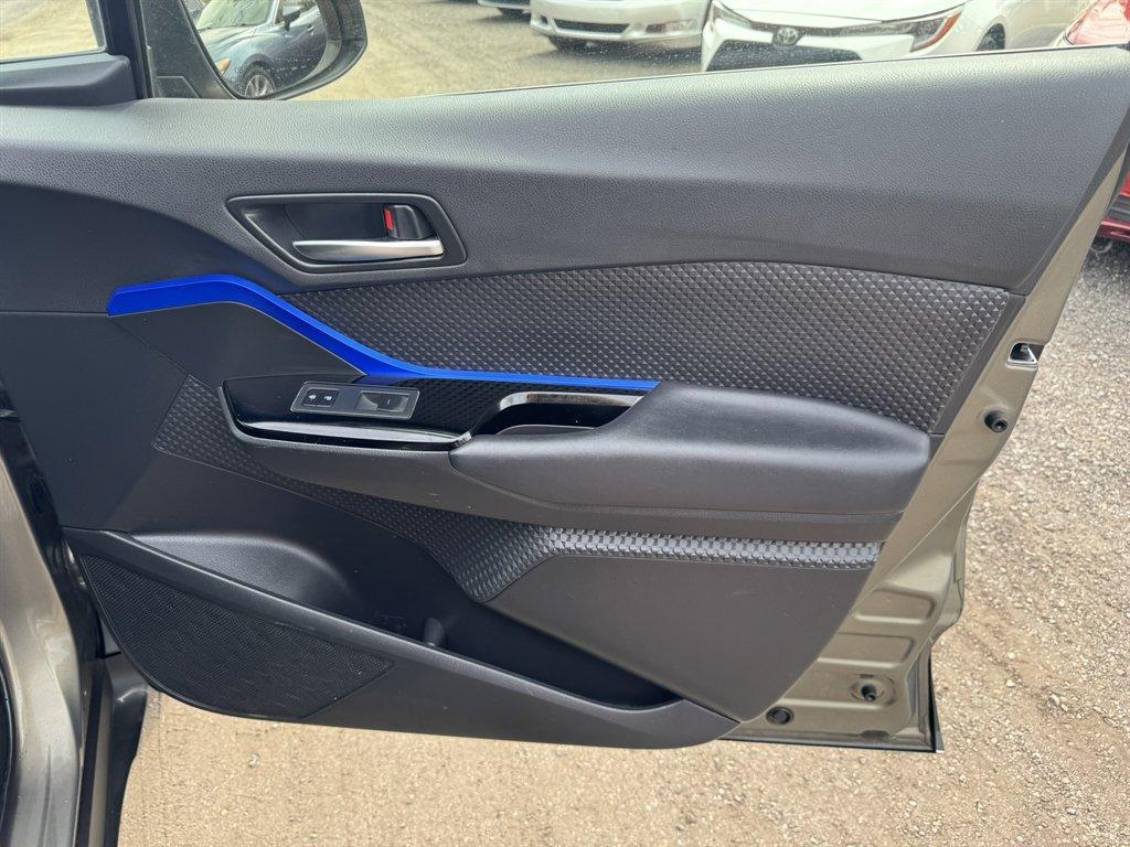 2021 Bronze /Black Toyota C-HR (JTNKHMBX6M1) with an 2.0l I-4 EFI Dohc 2.0l engine, Automatic transmission, located at 745 East Steele Rd., West Columbia, SC, 29170, (803) 755-9148, 33.927212, -81.148483 - Photo#23