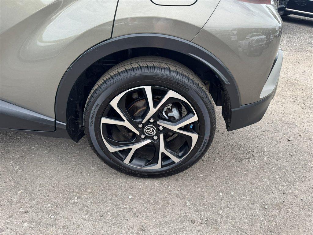 2021 Bronze /Black Toyota C-HR (JTNKHMBX6M1) with an 2.0l I-4 EFI Dohc 2.0l engine, Automatic transmission, located at 745 East Steele Rd., West Columbia, SC, 29170, (803) 755-9148, 33.927212, -81.148483 - Photo#28