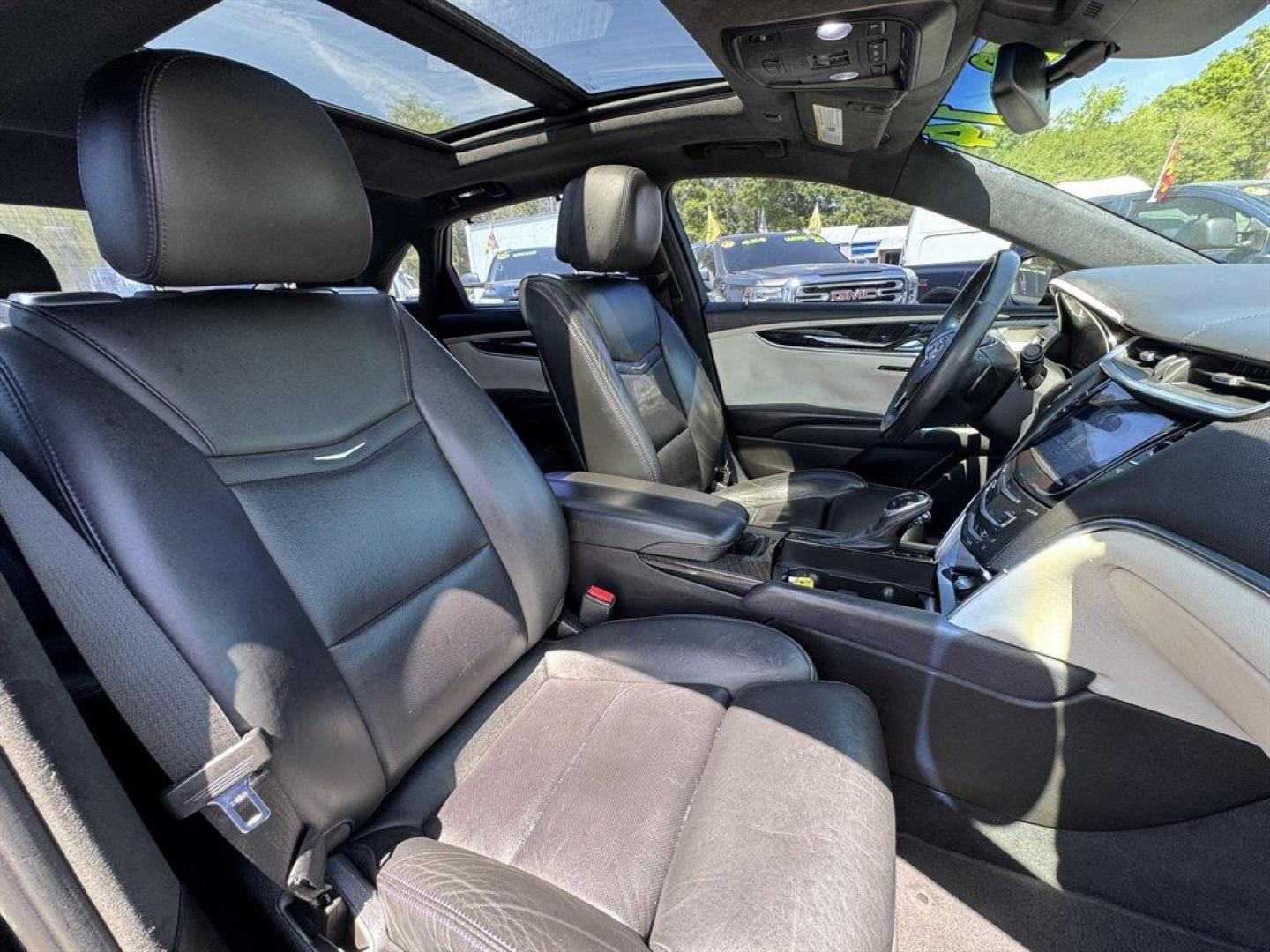 2014 Black /Black Cadillac XTS (2G61S5S32E9) with an 3.6l V6 DI Dohc 3.6l engine, Automatic transmission, located at 745 East Steele Rd., West Columbia, SC, 29170, (803) 755-9148, 33.927212, -81.148483 - Photo#29