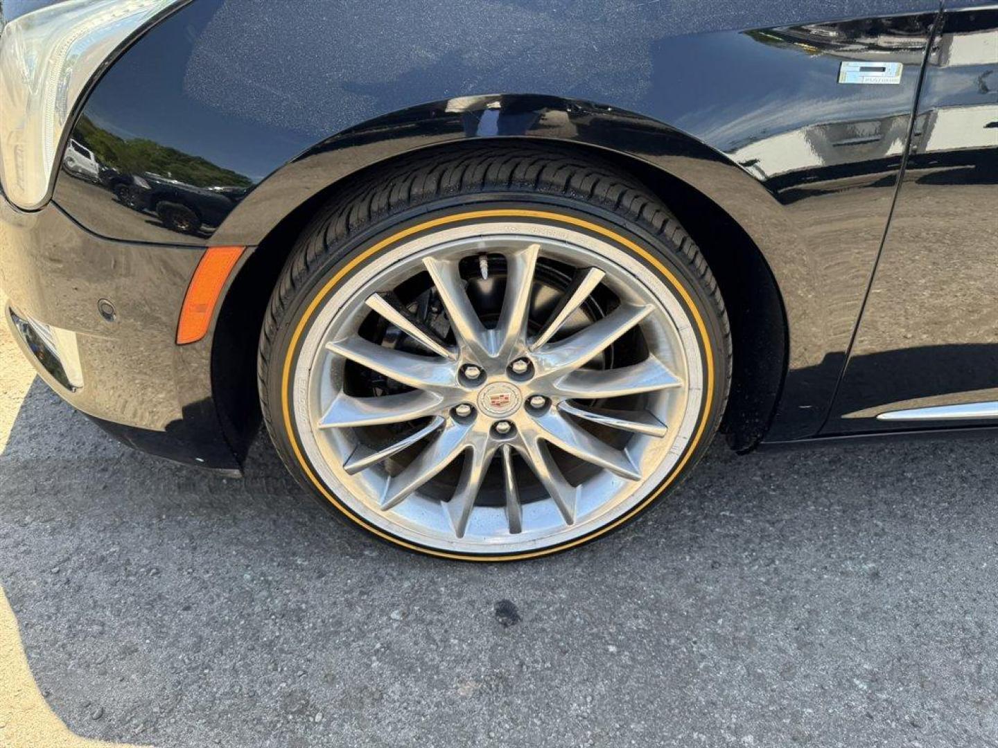 2014 Black /Black Cadillac XTS (2G61S5S32E9) with an 3.6l V6 DI Dohc 3.6l engine, Automatic transmission, located at 745 East Steele Rd., West Columbia, SC, 29170, (803) 755-9148, 33.927212, -81.148483 - Photo#35