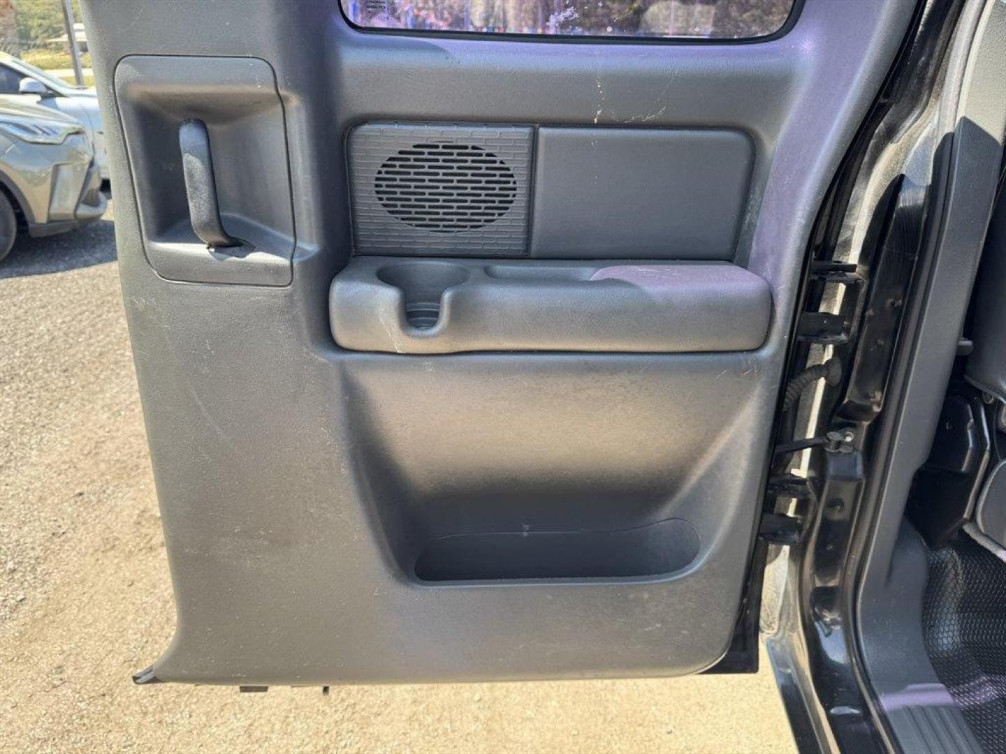 2004 Black /Grey Chevrolet Silverado 1500 (1GCEC19X14Z) with an 4.3l V6 MPI 4.3l engine, Automatic transmission, located at 745 East Steele Rd., West Columbia, SC, 29170, (803) 755-9148, 33.927212, -81.148483 - Photo#16