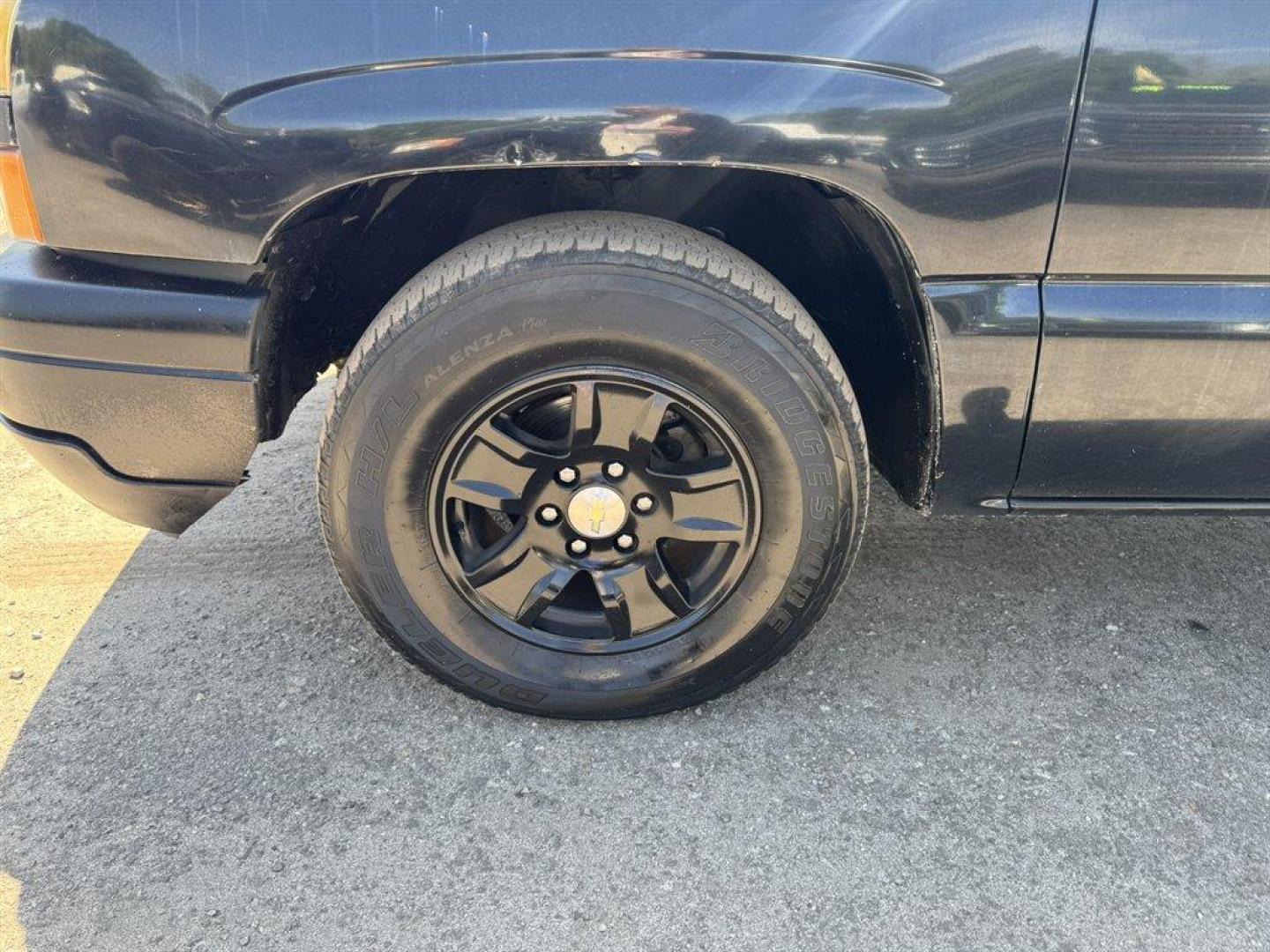 2004 Black /Grey Chevrolet Silverado 1500 (1GCEC19X14Z) with an 4.3l V6 MPI 4.3l engine, Automatic transmission, located at 745 East Steele Rd., West Columbia, SC, 29170, (803) 755-9148, 33.927212, -81.148483 - Photo#25