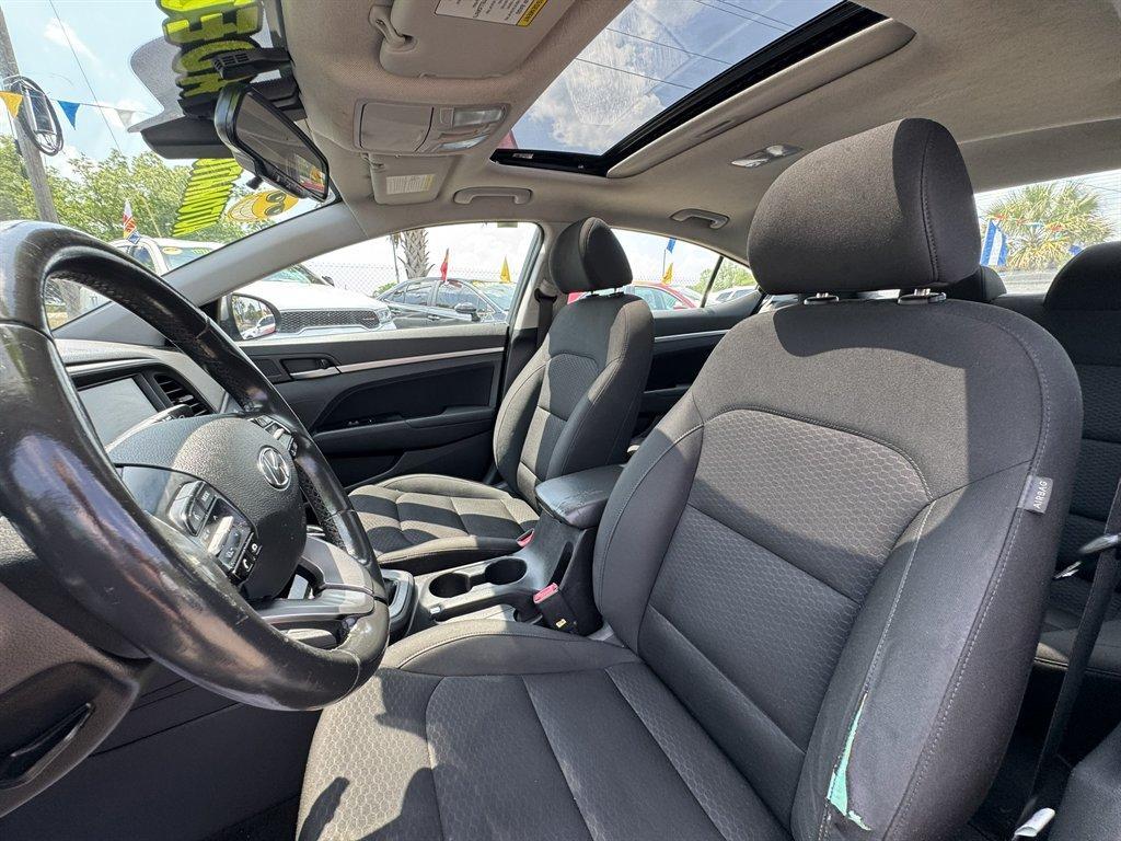 2019 Grey /Grey Hyundai Elantra (KMHD84LF0KU) with an 2.0l I-4 MPI Dohc 2.0l engine, Automatic transmission, located at 745 East Steele Rd., West Columbia, SC, 29170, (803) 755-9148, 33.927212, -81.148483 - Photo#21