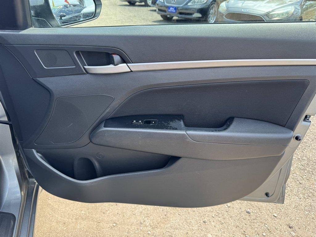 2019 Grey /Grey Hyundai Elantra (KMHD84LF0KU) with an 2.0l I-4 MPI Dohc 2.0l engine, Automatic transmission, located at 745 East Steele Rd., West Columbia, SC, 29170, (803) 755-9148, 33.927212, -81.148483 - Photo#26