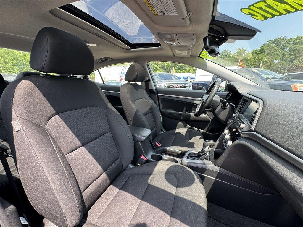 2019 Grey /Grey Hyundai Elantra (KMHD84LF0KU) with an 2.0l I-4 MPI Dohc 2.0l engine, Automatic transmission, located at 745 East Steele Rd., West Columbia, SC, 29170, (803) 755-9148, 33.927212, -81.148483 - Photo#27