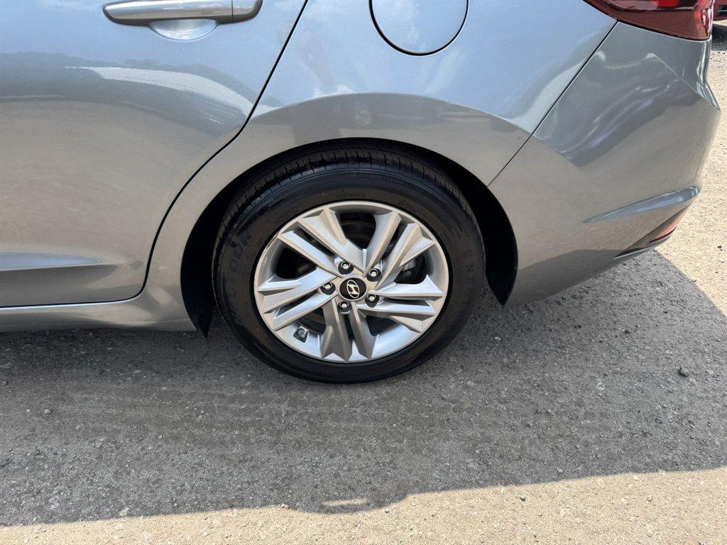 2019 Grey /Grey Hyundai Elantra (KMHD84LF0KU) with an 2.0l I-4 MPI Dohc 2.0l engine, Automatic transmission, located at 745 East Steele Rd., West Columbia, SC, 29170, (803) 755-9148, 33.927212, -81.148483 - Photo#30
