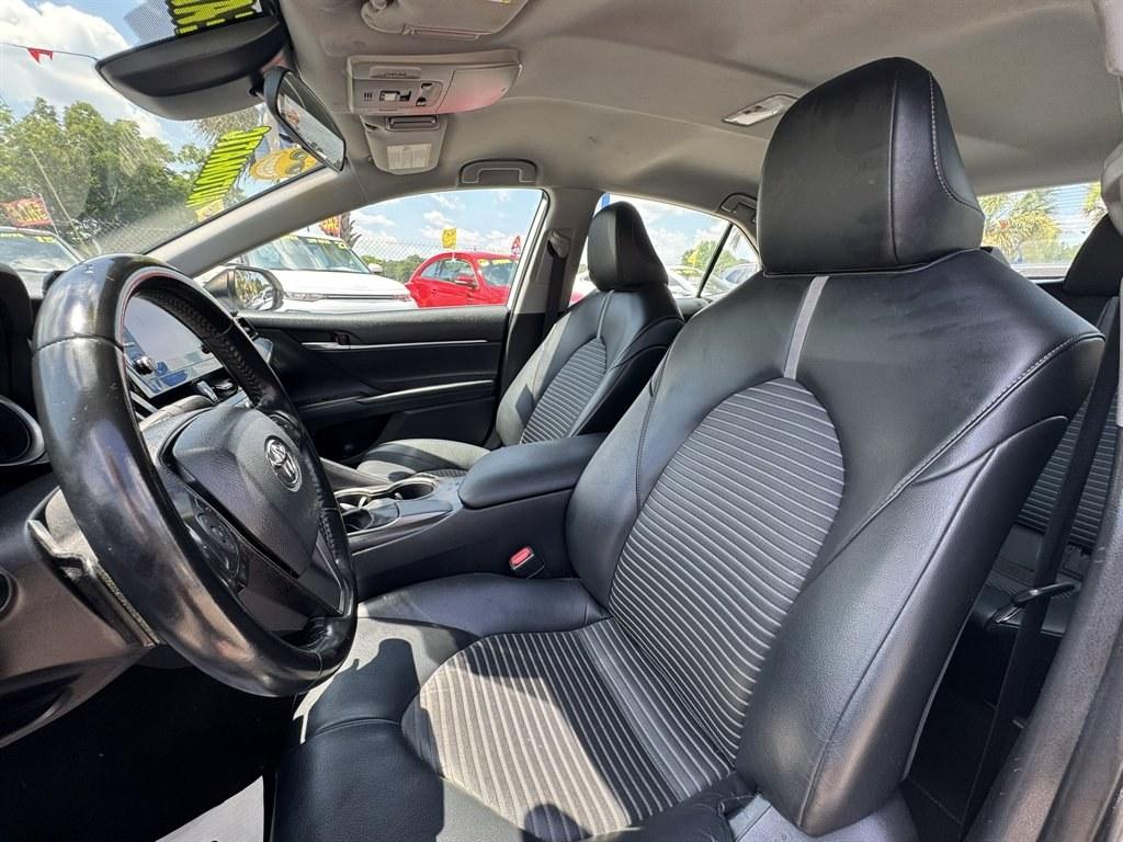 2021 White /Black Toyota Camry (4T1G11AK0MU) with an 2.5l I-4 DI Dohc 2.5l engine, Automatic transmission, located at 745 East Steele Rd., West Columbia, SC, 29170, (803) 755-9148, 33.927212, -81.148483- Photo#19