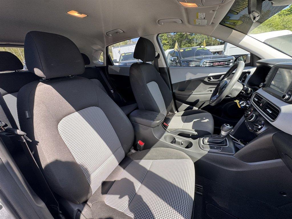 2021 Silver /Grey Hyundai Kona (KM8K12AA7MU) with an 2.0l I-4 MPI Dohc 2.0l engine, Automatic transmission, located at 745 East Steele Rd., West Columbia, SC, 29170, (803) 755-9148, 33.927212, -81.148483 - Photo#24
