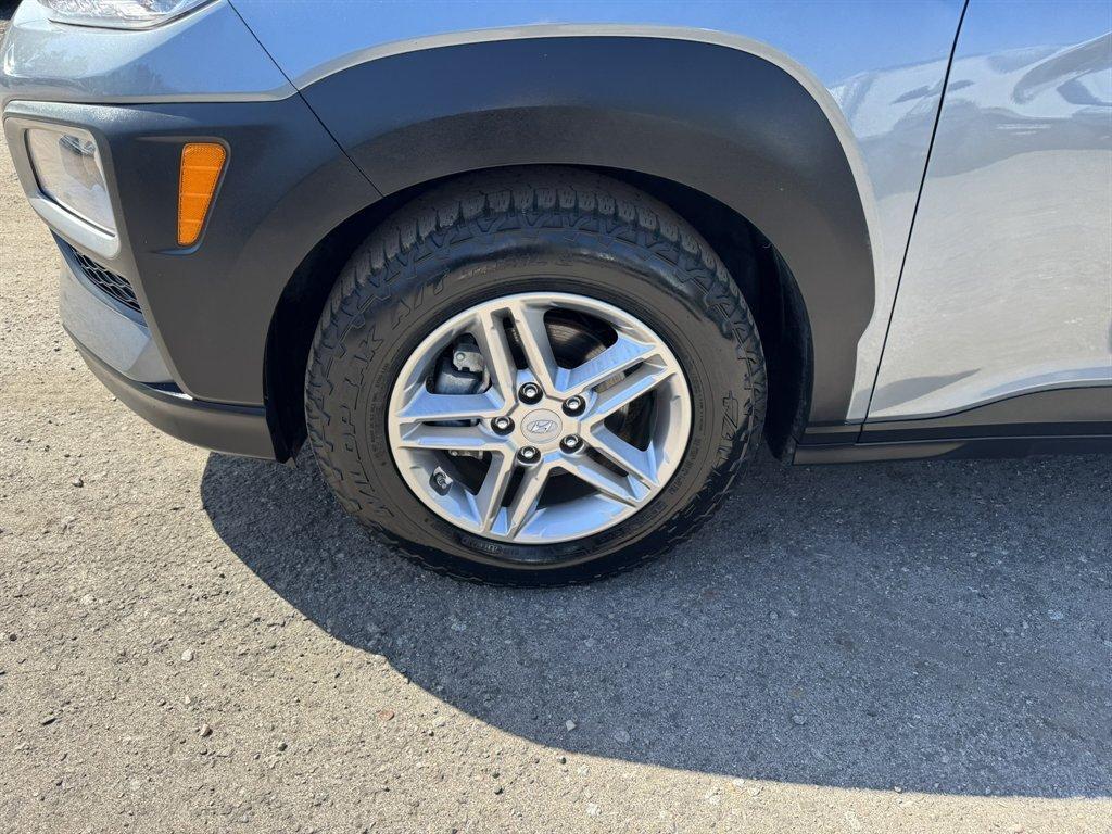 2021 Silver /Grey Hyundai Kona (KM8K12AA7MU) with an 2.0l I-4 MPI Dohc 2.0l engine, Automatic transmission, located at 745 East Steele Rd., West Columbia, SC, 29170, (803) 755-9148, 33.927212, -81.148483 - Photo#29
