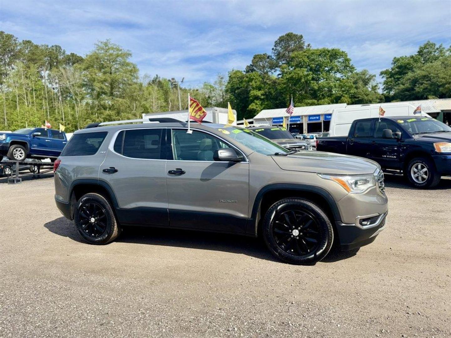 2019 Bronze /Grey GMC Acadia (1GKKNMLS9KZ) with an 3.6l V6 DI Dohc 3.6l engine, Automatic transmission, located at 745 East Steele Rd., West Columbia, SC, 29170, (803) 755-9148, 33.927212, -81.148483 - Photo#2