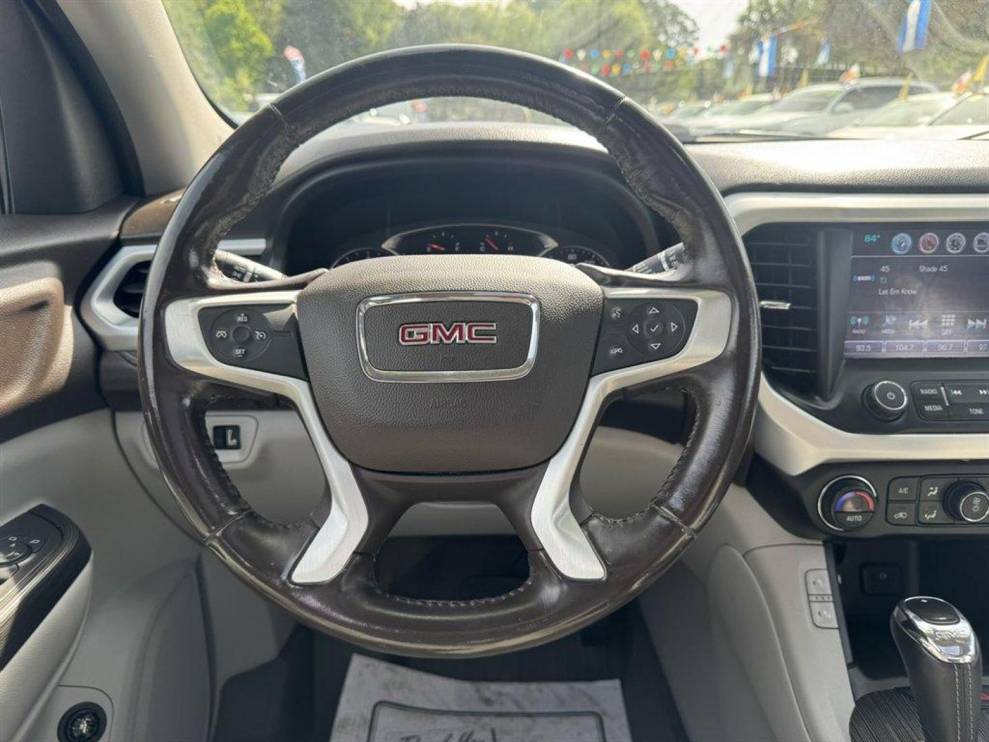 2019 Bronze /Grey GMC Acadia (1GKKNMLS9KZ) with an 3.6l V6 DI Dohc 3.6l engine, Automatic transmission, located at 745 East Steele Rd., West Columbia, SC, 29170, (803) 755-9148, 33.927212, -81.148483 - Photo#7