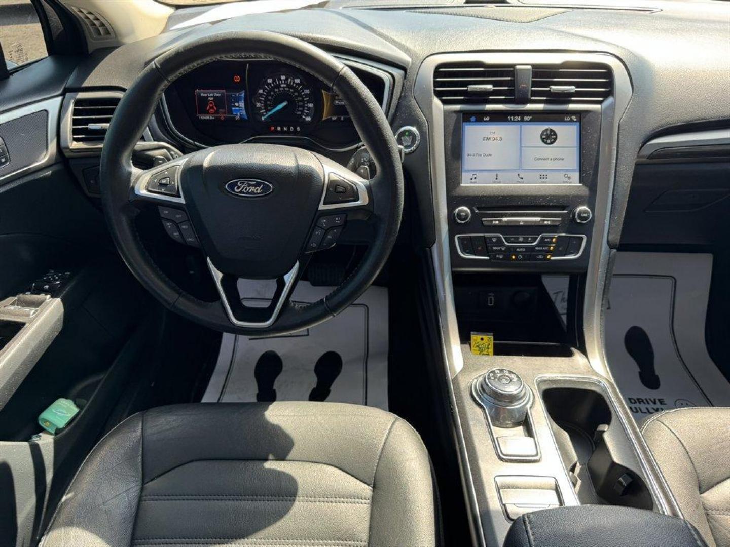 2017 Black /Black Ford Fusion (3FA6P0HDXHR) with an 1.5l I-4 DI Dohc Ecoboost engine, Automatic transmission, located at 745 East Steele Rd., West Columbia, SC, 29170, (803) 755-9148, 33.927212, -81.148483 - Photo#6