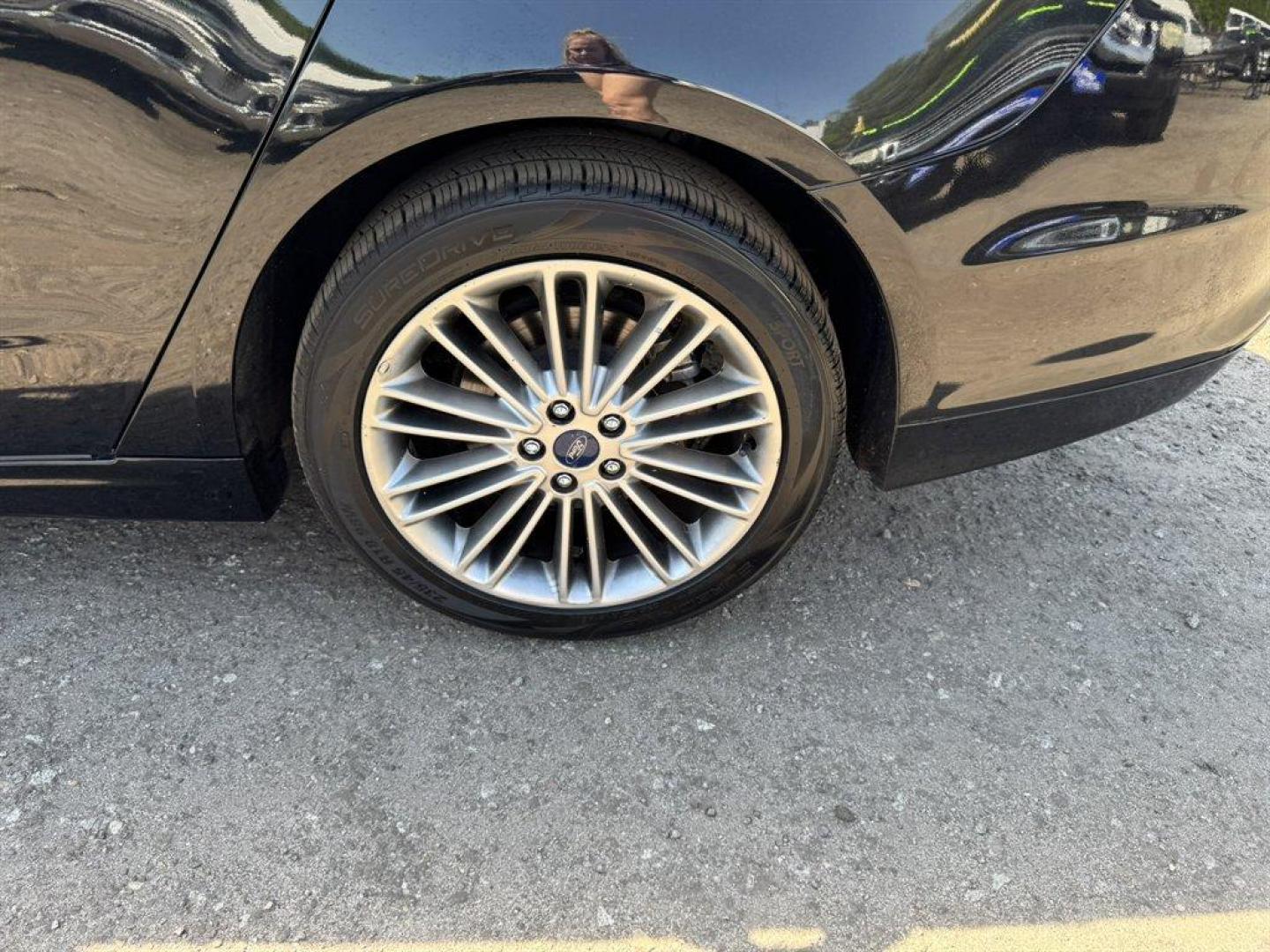 2017 Black /Black Ford Fusion (3FA6P0HDXHR) with an 1.5l I-4 DI Dohc Ecoboost engine, Automatic transmission, located at 745 East Steele Rd., West Columbia, SC, 29170, (803) 755-9148, 33.927212, -81.148483 - Photo#32