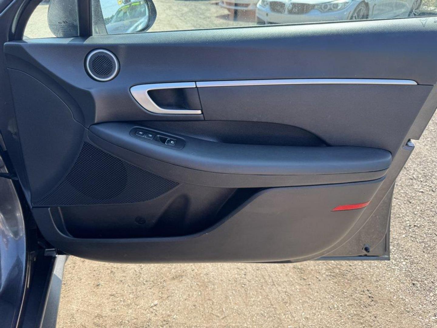 2022 Grey /Black Hyundai Sonata (5NPEG4JA2NH) with an 2.5l I-4 DI Dohc 2.5l engine, Automatic transmission, located at 745 East Steele Rd., West Columbia, SC, 29170, (803) 755-9148, 33.927212, -81.148483 - Photo#23