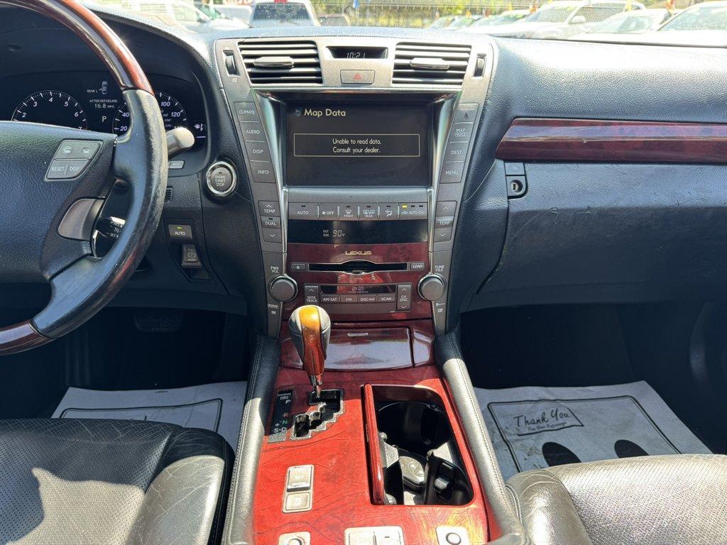 2008 Grey /Black Lexus LS 460 (JTHGL46F785) with an 4.6l V8 EFI Dohc 4.6l engine, Automatic transmission, located at 745 East Steele Rd., West Columbia, SC, 29170, (803) 755-9148, 33.927212, -81.148483 - Photo#11