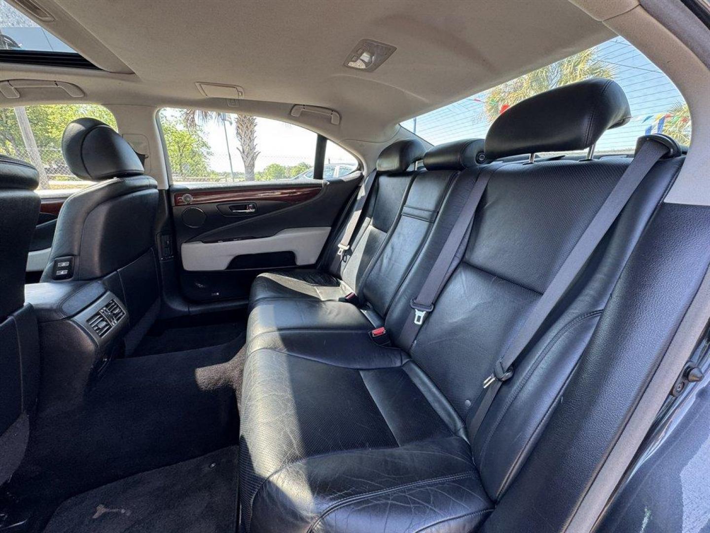 2008 Grey /Black Lexus LS 460 (JTHGL46F785) with an 4.6l V8 EFI Dohc 4.6l engine, Automatic transmission, located at 745 East Steele Rd., West Columbia, SC, 29170, (803) 755-9148, 33.927212, -81.148483- Photo#23