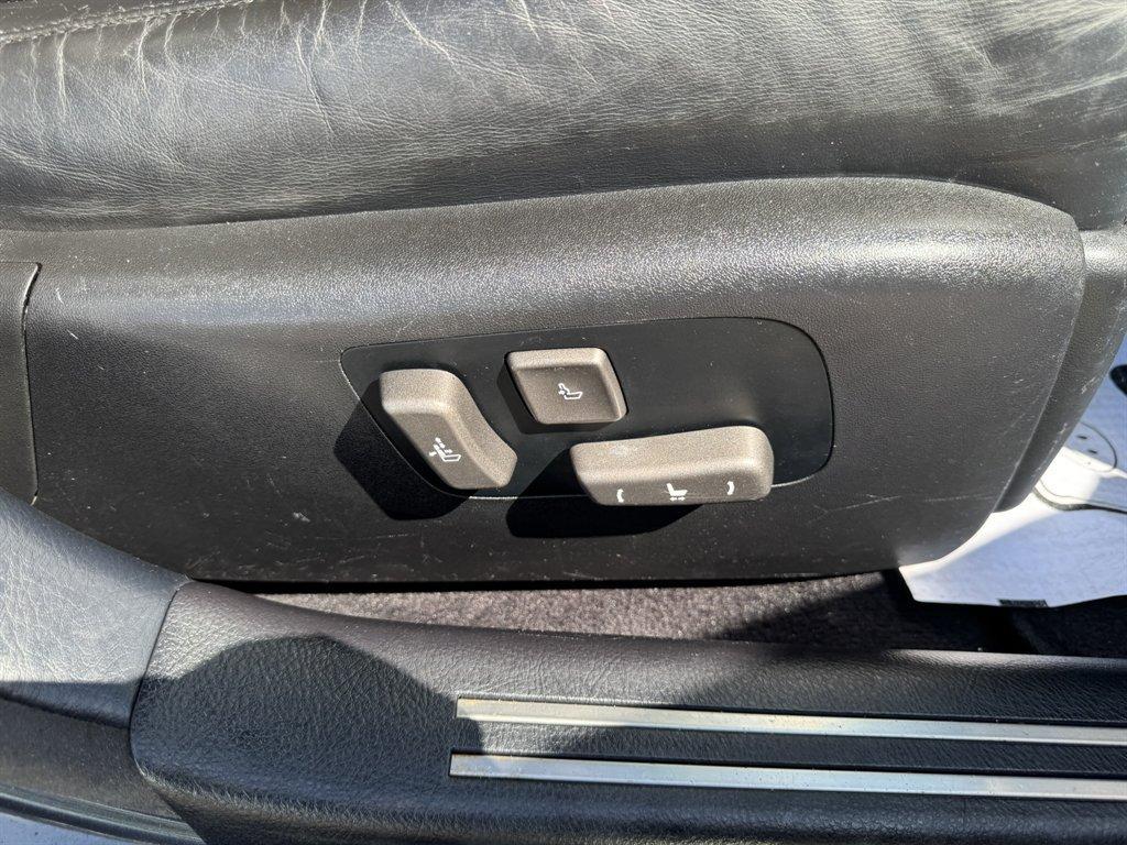 2008 Grey /Black Lexus LS 460 (JTHGL46F785) with an 4.6l V8 EFI Dohc 4.6l engine, Automatic transmission, located at 745 East Steele Rd., West Columbia, SC, 29170, (803) 755-9148, 33.927212, -81.148483 - Photo#28