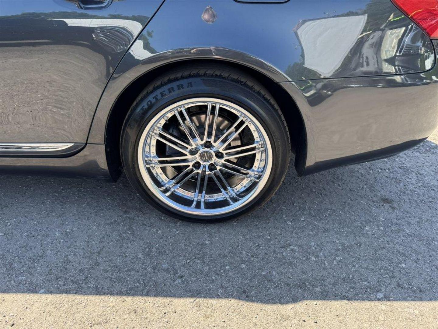 2008 Grey /Black Lexus LS 460 (JTHGL46F785) with an 4.6l V8 EFI Dohc 4.6l engine, Automatic transmission, located at 745 East Steele Rd., West Columbia, SC, 29170, (803) 755-9148, 33.927212, -81.148483- Photo#32