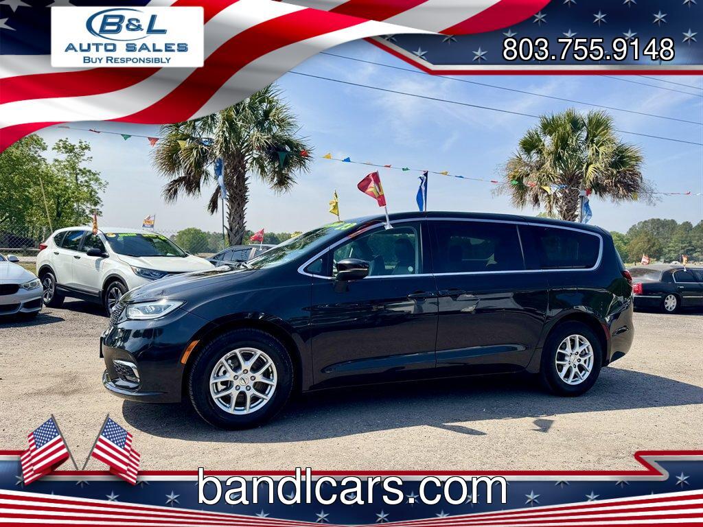 2023 Black /Black Chrysler Pacifica (2C4RC1BG8PR) with an 3.6l V6 Smpi Dohc VVT 3.6 engine, Automatic transmission, located at 745 East Steele Rd., West Columbia, SC, 29170, (803) 755-9148, 33.927212, -81.148483 - Photo#0