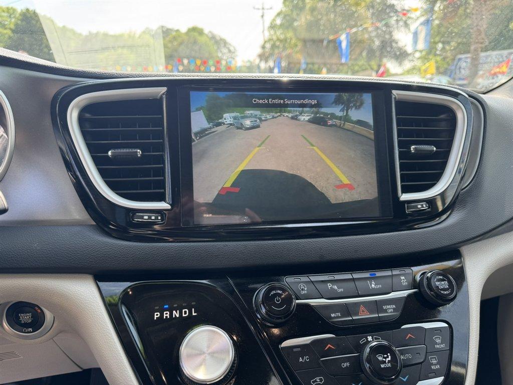 2023 Black /Black Chrysler Pacifica (2C4RC1BG8PR) with an 3.6l V6 Smpi Dohc VVT 3.6 engine, Automatic transmission, located at 745 East Steele Rd., West Columbia, SC, 29170, (803) 755-9148, 33.927212, -81.148483 - Photo#14