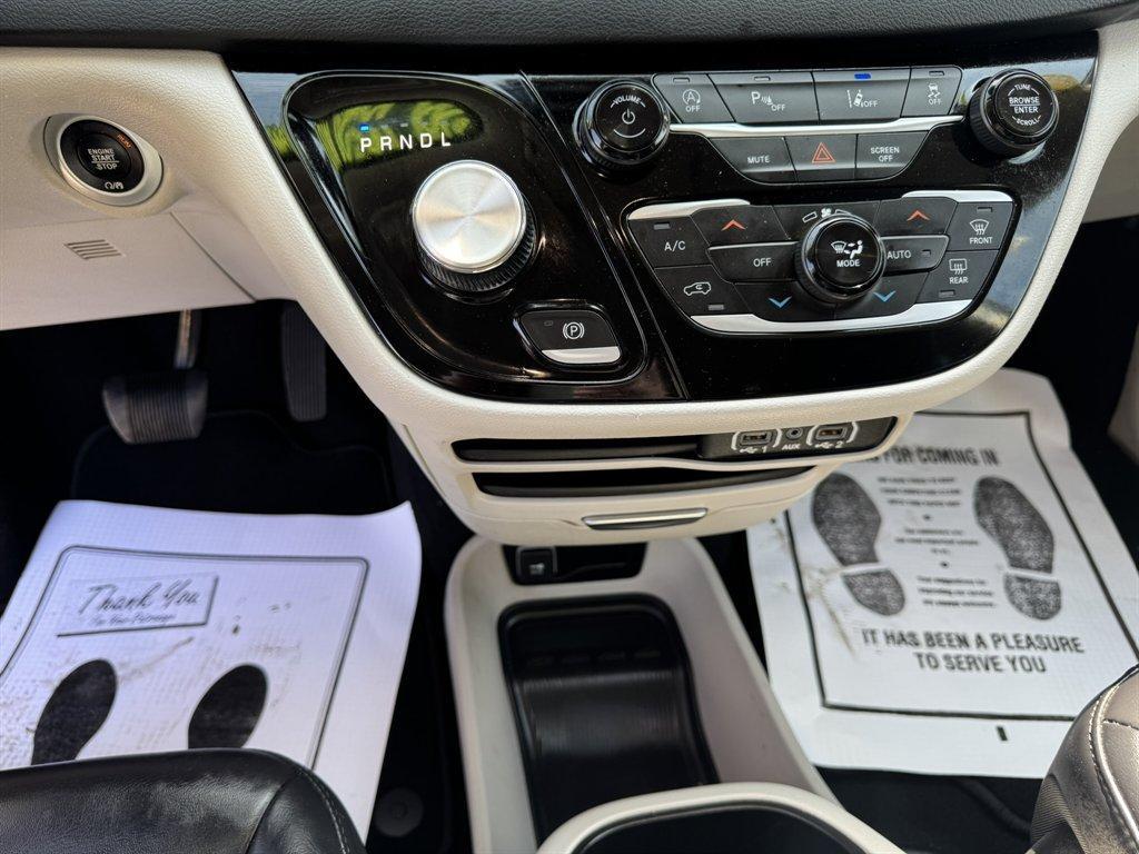 2023 Black /Black Chrysler Pacifica (2C4RC1BG8PR) with an 3.6l V6 Smpi Dohc VVT 3.6 engine, Automatic transmission, located at 745 East Steele Rd., West Columbia, SC, 29170, (803) 755-9148, 33.927212, -81.148483 - Photo#15