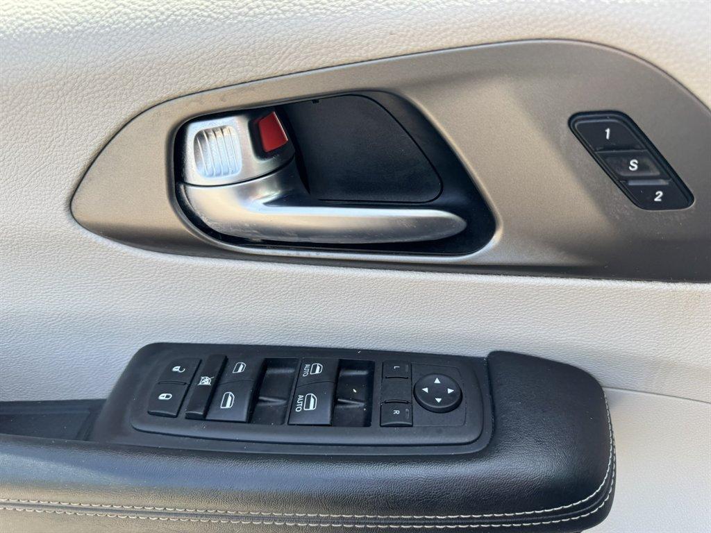 2023 Black /Black Chrysler Pacifica (2C4RC1BG8PR) with an 3.6l V6 Smpi Dohc VVT 3.6 engine, Automatic transmission, located at 745 East Steele Rd., West Columbia, SC, 29170, (803) 755-9148, 33.927212, -81.148483 - Photo#20