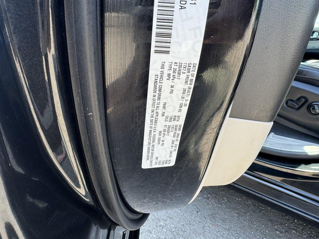2023 Black /Black Chrysler Pacifica (2C4RC1BG8PR) with an 3.6l V6 Smpi Dohc VVT 3.6 engine, Automatic transmission, located at 745 East Steele Rd., West Columbia, SC, 29170, (803) 755-9148, 33.927212, -81.148483 - Photo#34