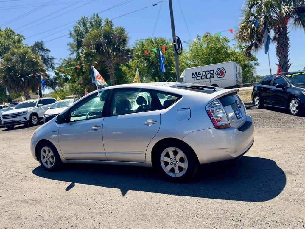 2007 Silver /Grey Toyota Prius (JTDKB20UX73) with an 1.5l I4 EFI Dohc HYB Vvti engine, Automatic transmission, located at 745 East Steele Rd., West Columbia, SC, 29170, (803) 755-9148, 33.927212, -81.148483 - Photo#5