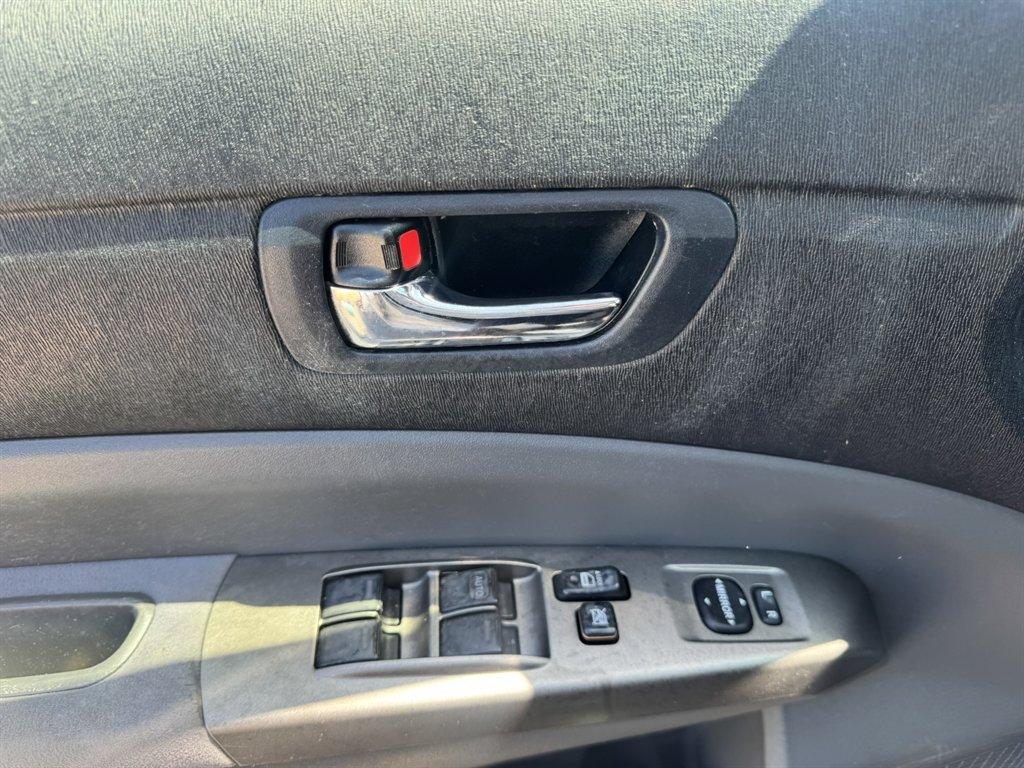 2007 Silver /Grey Toyota Prius (JTDKB20UX73) with an 1.5l I4 EFI Dohc HYB Vvti engine, Automatic transmission, located at 745 East Steele Rd., West Columbia, SC, 29170, (803) 755-9148, 33.927212, -81.148483 - Photo#14
