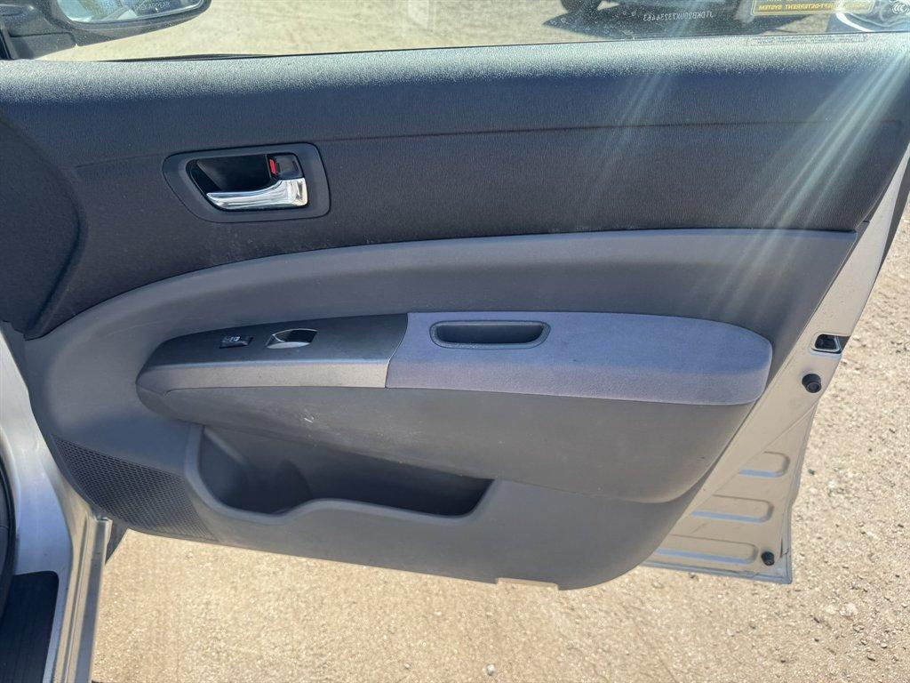 2007 Silver /Grey Toyota Prius (JTDKB20UX73) with an 1.5l I4 EFI Dohc HYB Vvti engine, Automatic transmission, located at 745 East Steele Rd., West Columbia, SC, 29170, (803) 755-9148, 33.927212, -81.148483 - Photo#20