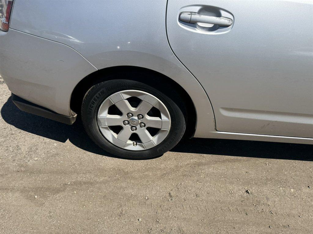2007 Silver /Grey Toyota Prius (JTDKB20UX73) with an 1.5l I4 EFI Dohc HYB Vvti engine, Automatic transmission, located at 745 East Steele Rd., West Columbia, SC, 29170, (803) 755-9148, 33.927212, -81.148483 - Photo#24