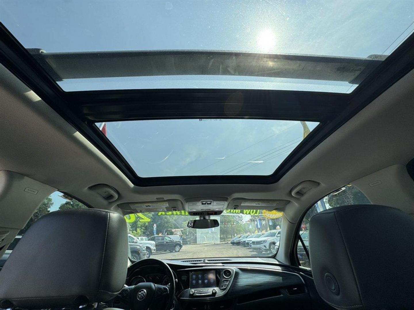 2020 Blue /Grey Buick Envision (LRBFXCSA3LD) with an 2.5l I-4 DI Dohc VVT Flex engine, Automatic transmission, located at 745 East Steele Rd., West Columbia, SC, 29170, (803) 755-9148, 33.927212, -81.148483 - Photo#17