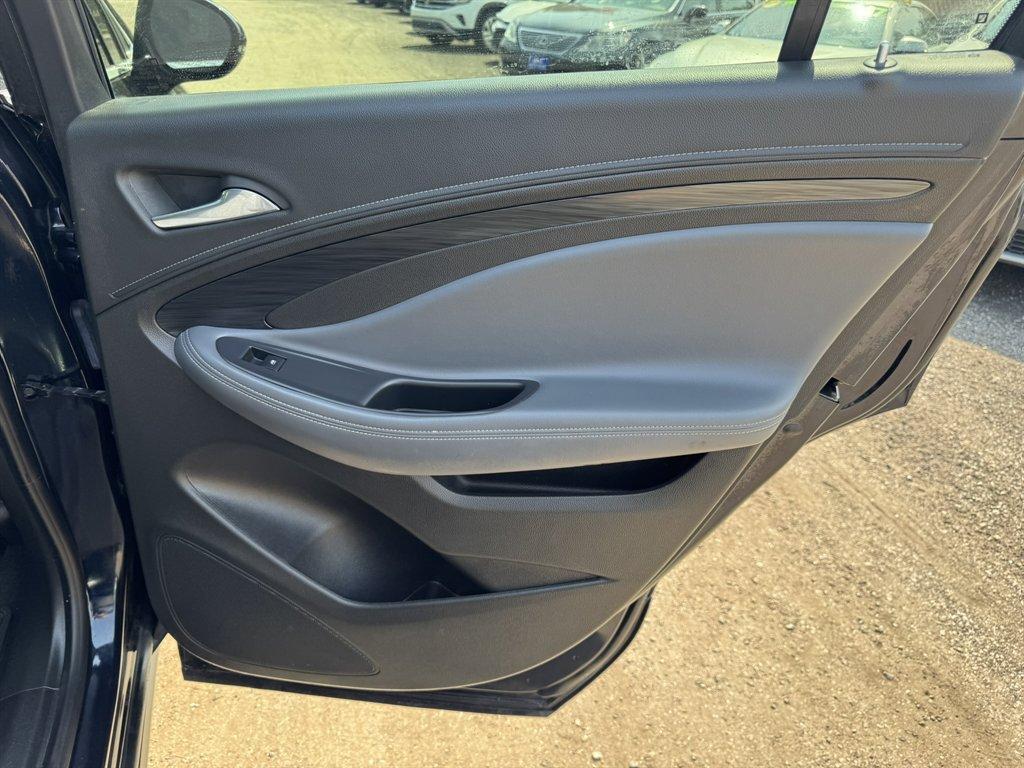 2020 Blue /Grey Buick Envision (LRBFXCSA3LD) with an 2.5l I-4 DI Dohc VVT Flex engine, Automatic transmission, located at 745 East Steele Rd., West Columbia, SC, 29170, (803) 755-9148, 33.927212, -81.148483 - Photo#26