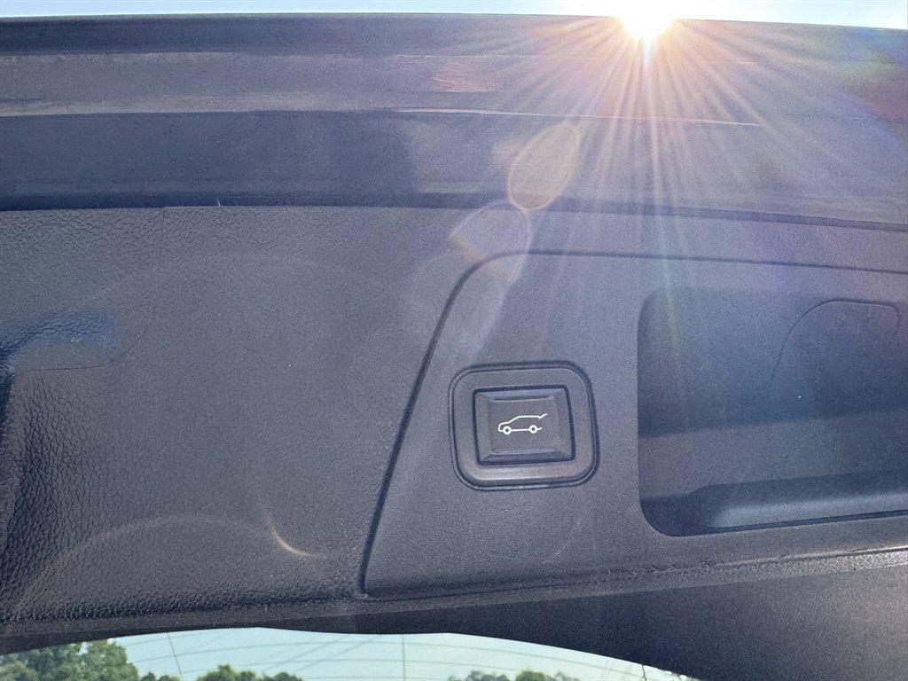 2020 Blue /Grey Buick Envision (LRBFXCSA3LD) with an 2.5l I-4 DI Dohc VVT Flex engine, Automatic transmission, located at 745 East Steele Rd., West Columbia, SC, 29170, (803) 755-9148, 33.927212, -81.148483 - Photo#31