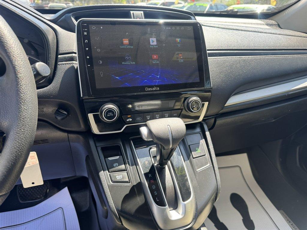 2018 White /Taupe Honda CR-V (2HKRW5H31JH) with an 2.4l I-4 DI Dohc 2.4l engine, Automatic transmission, located at 745 East Steele Rd., West Columbia, SC, 29170, (803) 755-9148, 33.927212, -81.148483 - Photo#12