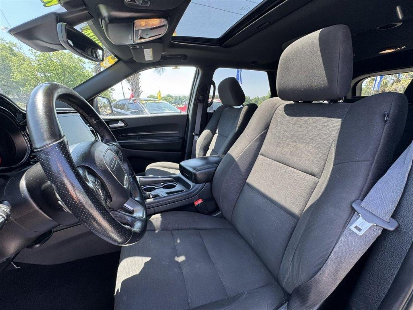 2023 White /Black Dodge Durango (1C4RDHAG9PC) with an 3.6l V6 Smpi Dohc VVT 3.6 engine, Automatic transmission, located at 745 East Steele Rd., West Columbia, SC, 29170, (803) 755-9148, 33.927212, -81.148483 - Photo#21