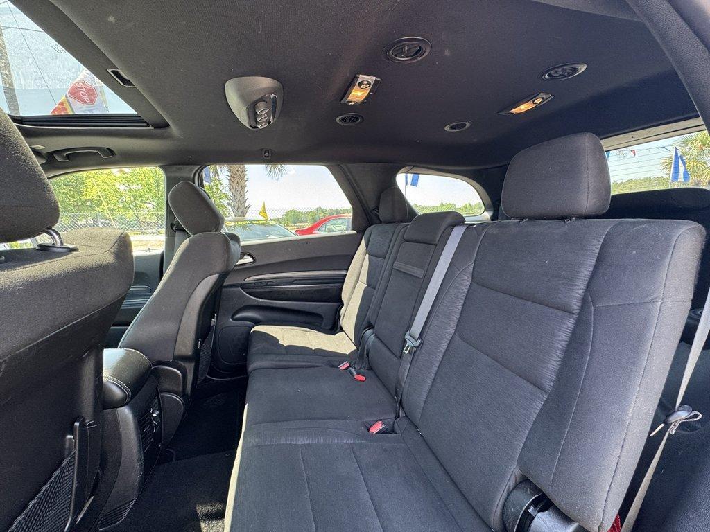 2023 White /Black Dodge Durango (1C4RDHAG9PC) with an 3.6l V6 Smpi Dohc VVT 3.6 engine, Automatic transmission, located at 745 East Steele Rd., West Columbia, SC, 29170, (803) 755-9148, 33.927212, -81.148483 - Photo#24