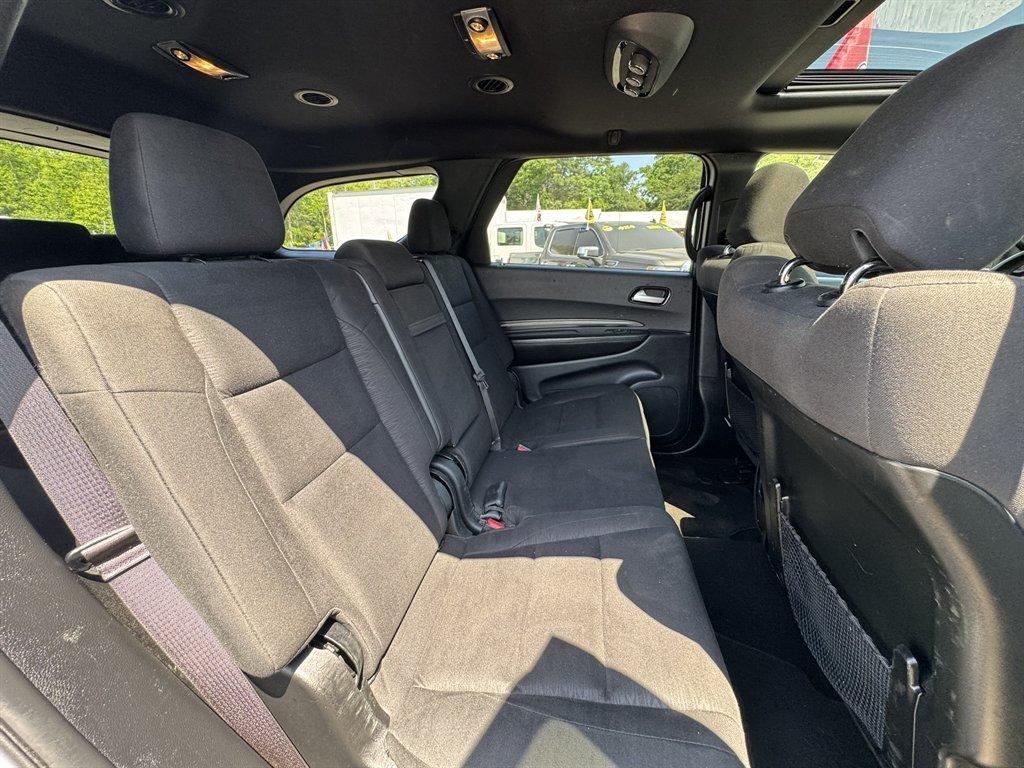 2023 White /Black Dodge Durango (1C4RDHAG9PC) with an 3.6l V6 Smpi Dohc VVT 3.6 engine, Automatic transmission, located at 745 East Steele Rd., West Columbia, SC, 29170, (803) 755-9148, 33.927212, -81.148483 - Photo#27