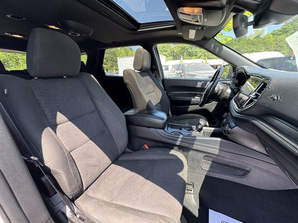 2023 White /Black Dodge Durango (1C4RDHAG9PC) with an 3.6l V6 Smpi Dohc VVT 3.6 engine, Automatic transmission, located at 745 East Steele Rd., West Columbia, SC, 29170, (803) 755-9148, 33.927212, -81.148483 - Photo#29