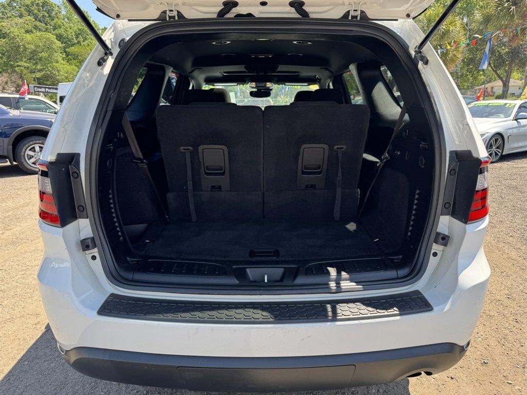 2023 White /Black Dodge Durango (1C4RDHAG9PC) with an 3.6l V6 Smpi Dohc VVT 3.6 engine, Automatic transmission, located at 745 East Steele Rd., West Columbia, SC, 29170, (803) 755-9148, 33.927212, -81.148483 - Photo#30