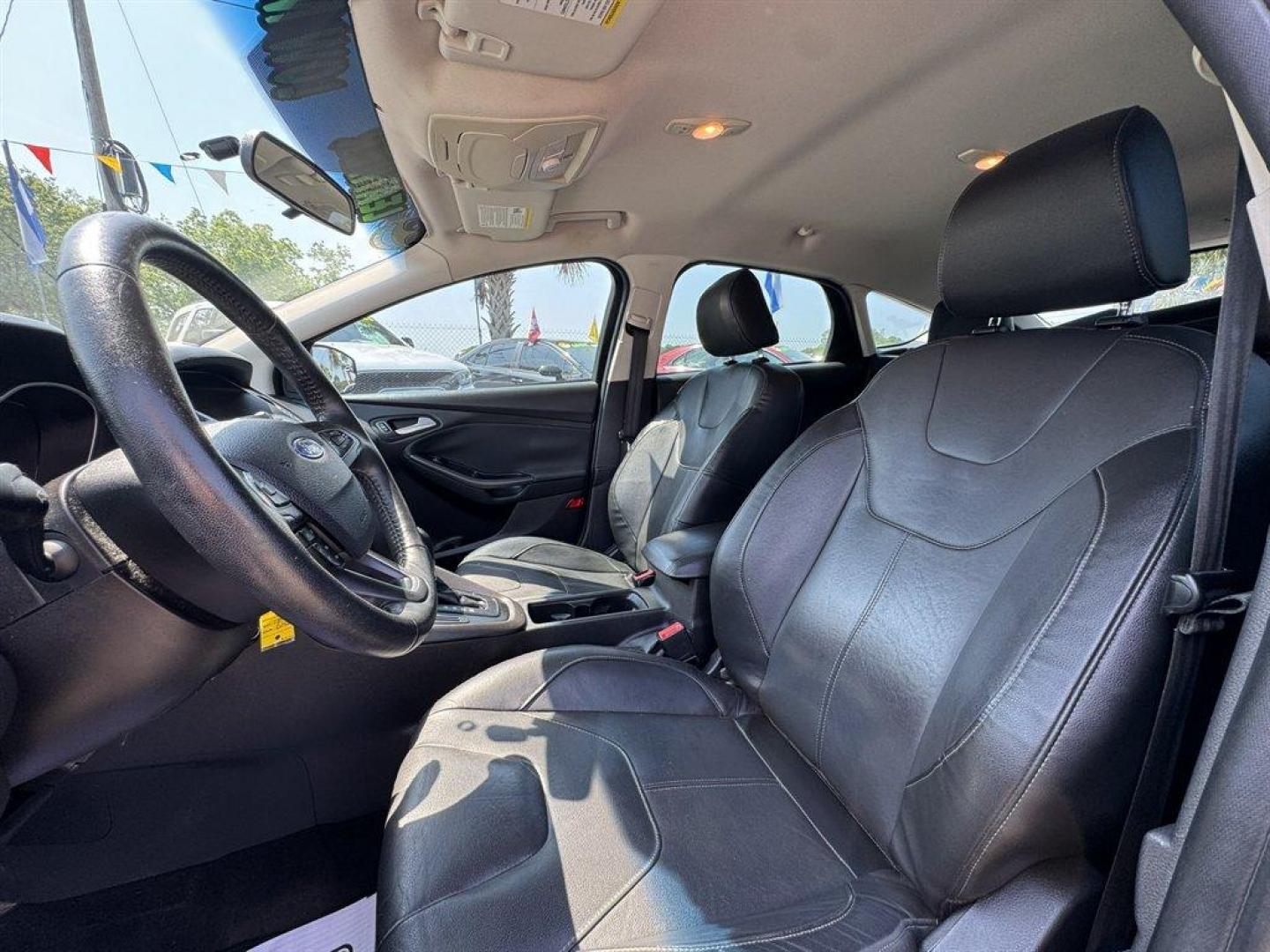 2015 Grey /Black Ford Focus (1FADP3K27FL) with an 2.0l I-4 DI TI-VCT 2.0l engine, Automatic transmission, located at 745 East Steele Rd., West Columbia, SC, 29170, (803) 755-9148, 33.927212, -81.148483 - Photo#20