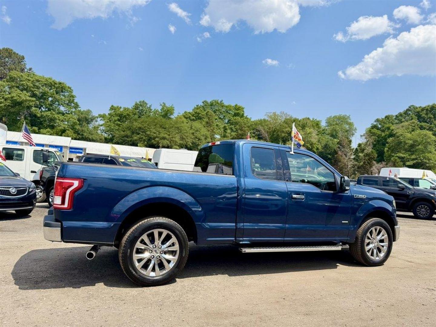 2017 Blue /Grey Ford F150 (1FTEX1CG2HF) with an 3.5l V6 DI T/C Ecoboost 3 engine, Automatic transmission, located at 745 East Steele Rd., West Columbia, SC, 29170, (803) 755-9148, 33.927212, -81.148483 - Photo#3