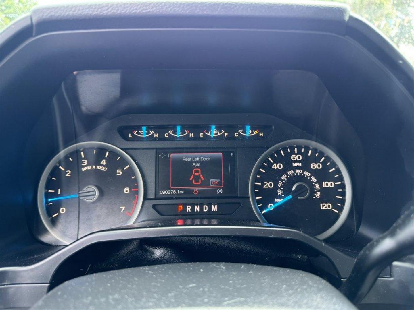 2017 Blue /Grey Ford F150 (1FTEX1CG2HF) with an 3.5l V6 DI T/C Ecoboost 3 engine, Automatic transmission, located at 745 East Steele Rd., West Columbia, SC, 29170, (803) 755-9148, 33.927212, -81.148483 - Photo#10