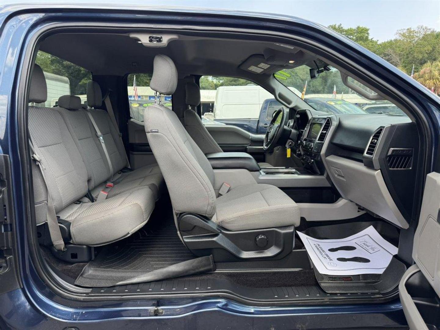 2017 Blue /Grey Ford F150 (1FTEX1CG2HF) with an 3.5l V6 DI T/C Ecoboost 3 engine, Automatic transmission, located at 745 East Steele Rd., West Columbia, SC, 29170, (803) 755-9148, 33.927212, -81.148483 - Photo#24